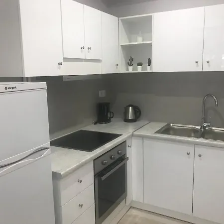 Eftopia Apartment